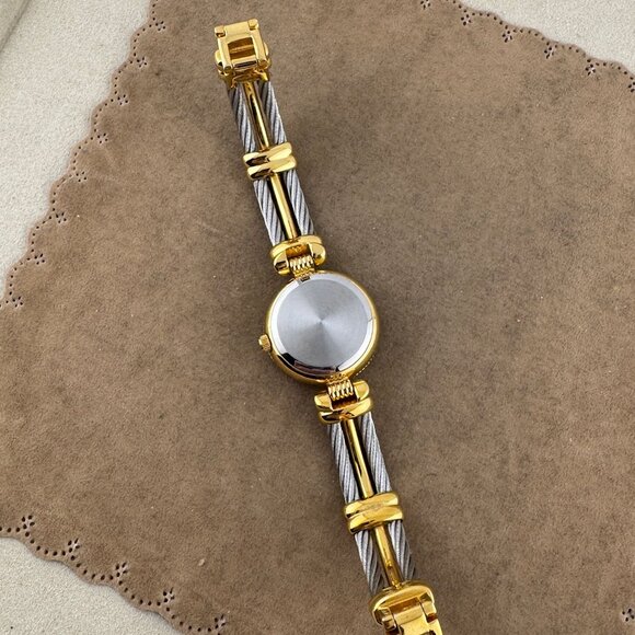 Vintage Andre Piasso 2 Tone with Dual Stainless Steel Cable Watch - Picture 6 of 8